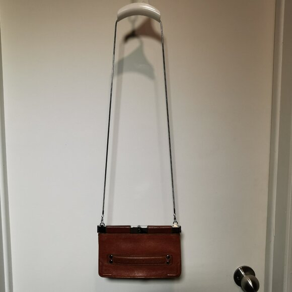 Unique Cognac/Silver Hinged Crossbody EUC #242 - Picture 3 of 10